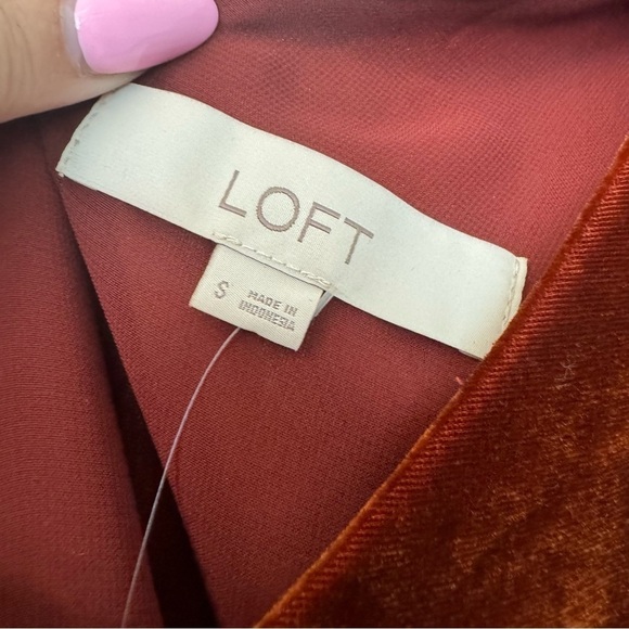 LOFT Velvet Auburn Blouse Top - Picture 3 of 5